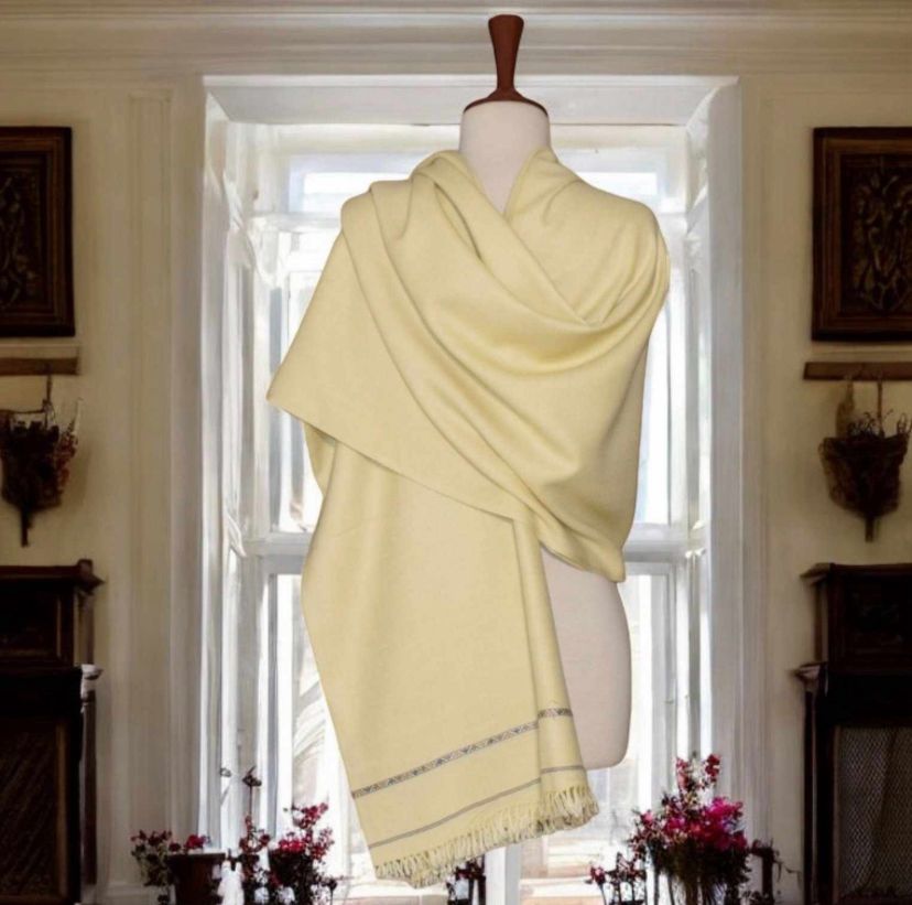 Men’s Premium Wool Shawl – J. by Junaid Jamshed Style